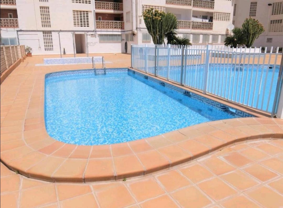 Apartamento A Pie De Playa-Edificio Bonaire Gandía Exteriör bild